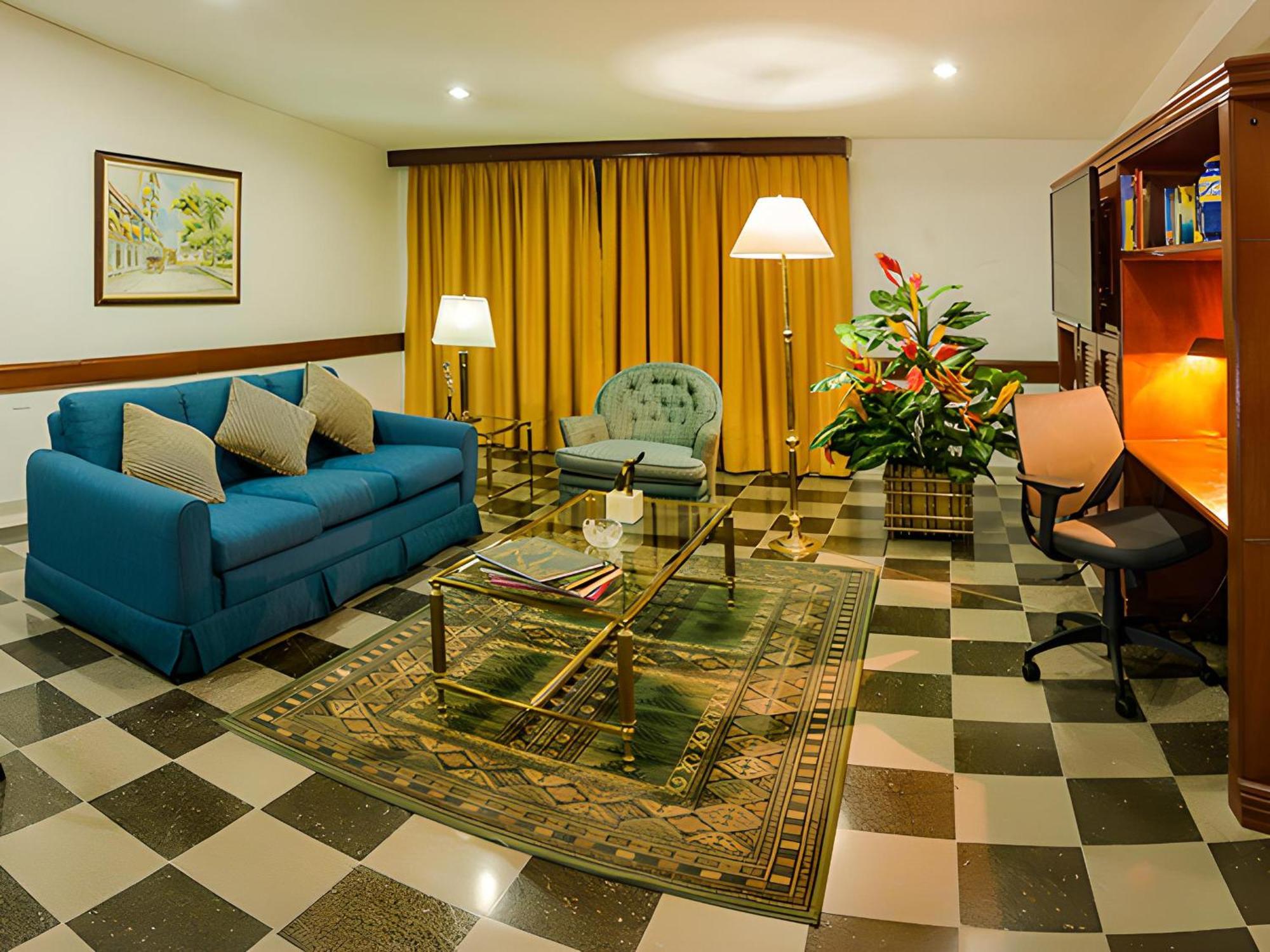 Hotel Chicala Нейва Екстер'єр фото